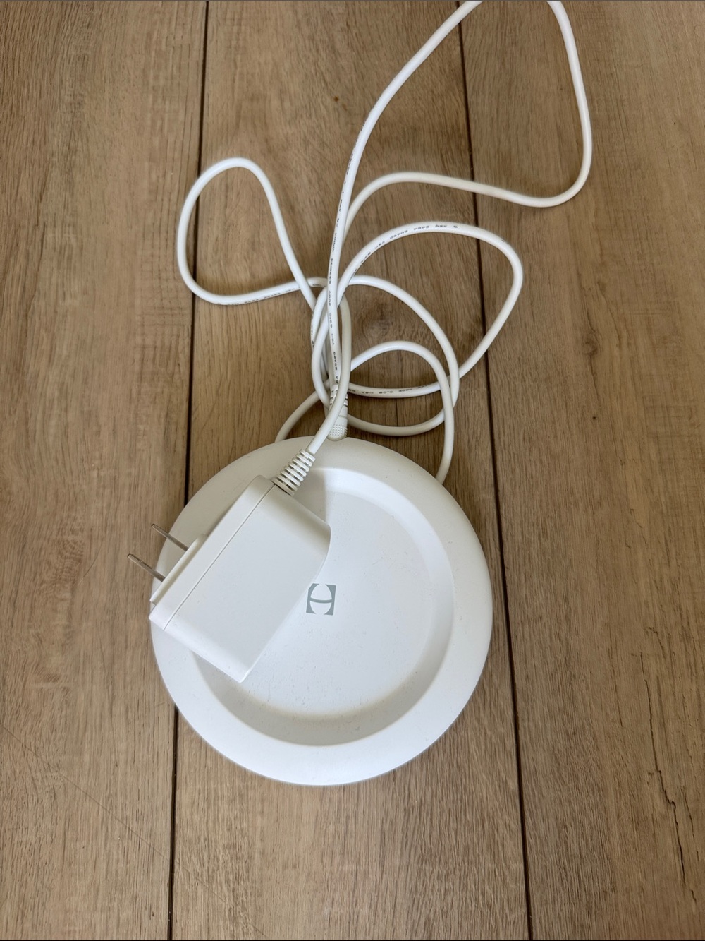 Hatch rest additional White Wireless Charging Pad with Power Adapter -